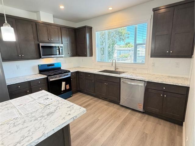 9278 N Highway 101 33