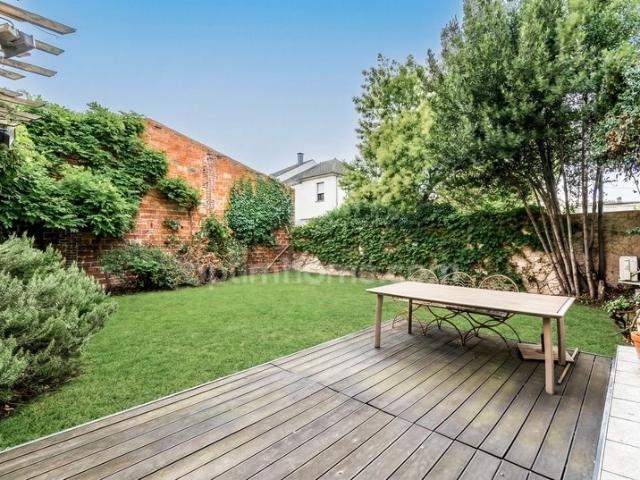 92700 – Colombes – Maison Familiale – 5 Chambres – Jardins –. 232m² Colombes