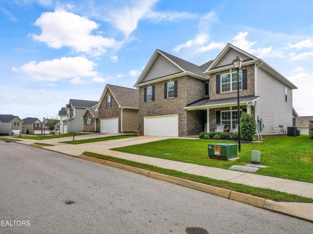 9273 Upstream Lane