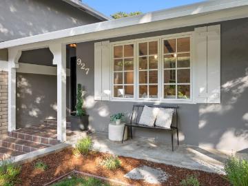 927 Clearfield Drive