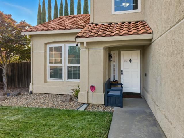 927 Arbor Oaks Dr, Vacaville, CA 95687 | MLS #326059