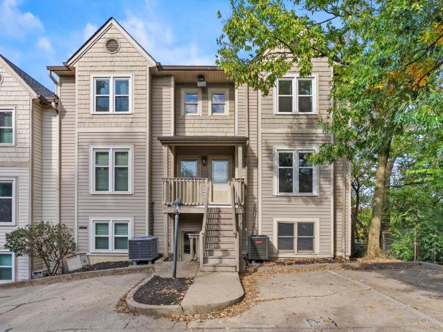 927 Auburnview Drive
