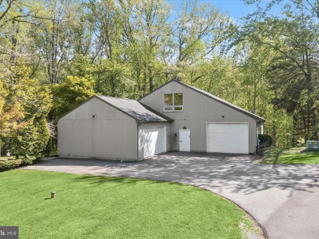 927 Buckhorn Road