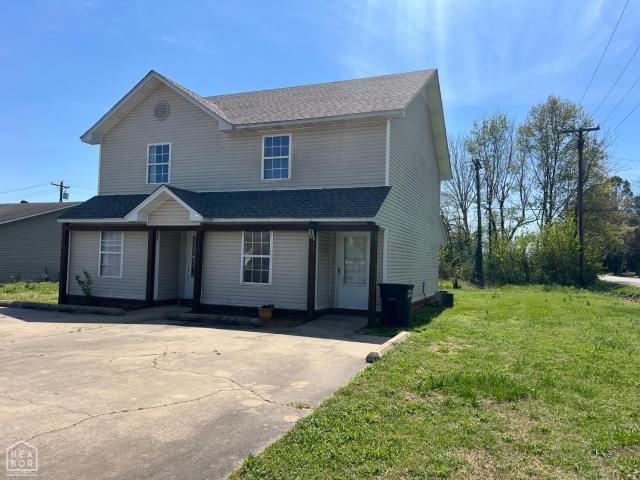 927 E Margret