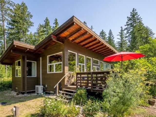 927 Siskin Lane, Cortes Island, BC, V0P 1K0 house for sale | Listing ID 1043 | Royal LePage