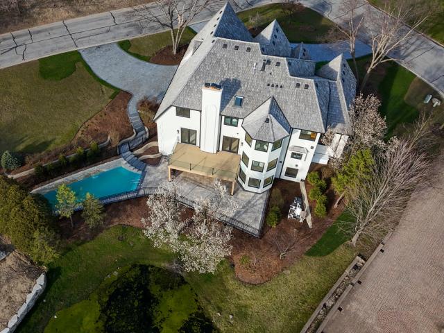 9280 Cascade Cir, Burr Ridge, IL 60527 | MLS #12614