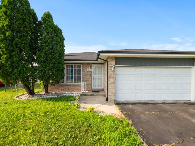 928 E 153rd St, Phoenix, IL 60426 | MLS #12608