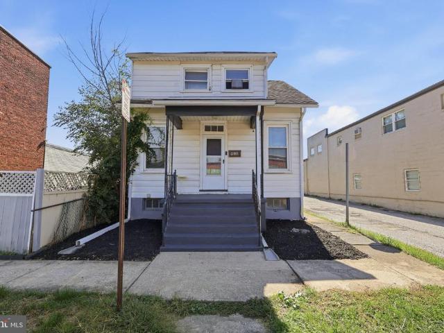 928 Elm Street