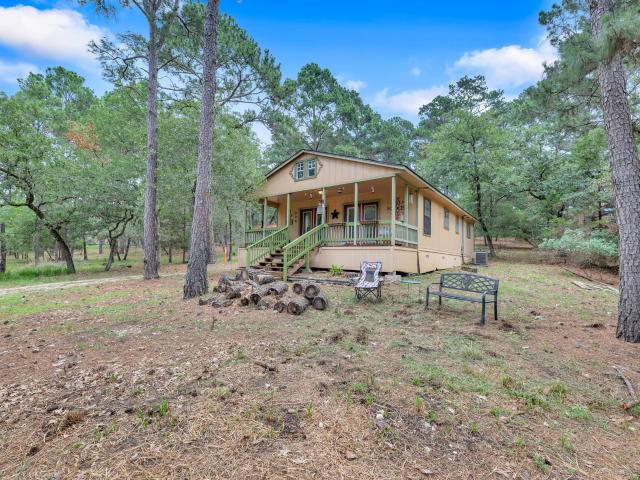 928 Moccasin Trail, La Grange, TX 78945 | MLS #6571