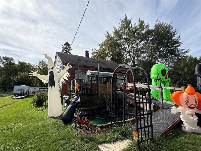 928 Mineral Springs Road