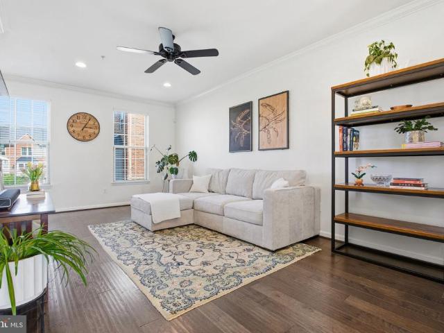 928 S Macon Street