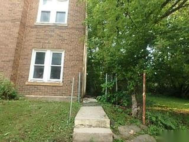928 W Meinecke Ave, Unit 936