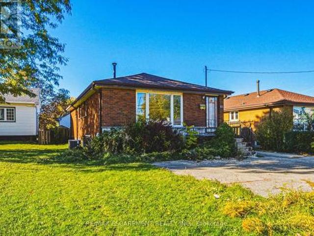 928 Upper Gage Avenue, Hamilton, ON, L8V 4K9 house for sale | Listing ID X14103 | Royal LePage