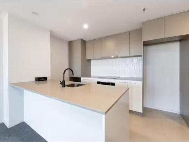 929/335 Anketell Street, Greenway Apartment for rent Listed b.