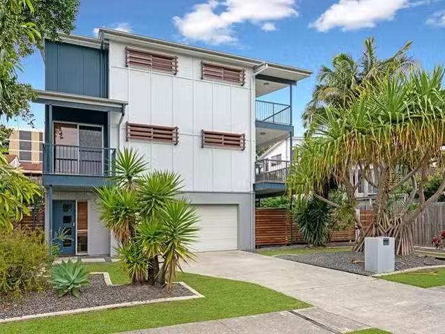 9/29 Proud Street, Labrador, QLD 4215