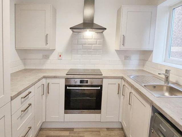 92 102 Velour Close, Blackfriars, Salford, M3 6AP, United Kingdom | 2 bed apartment for rent #140543710 | Rentberry