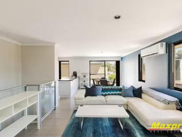 9/2 View Avenue, Langford, WA 6147