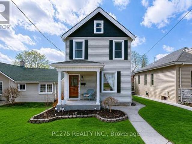 92 Walnut Street, Brant Paris, ON, N3L 2J7 house for sale | Listing ID X13699 | Royal LePage