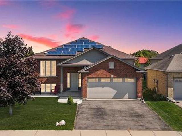92 White Water Drive, Port Dover, ON, N0A 1N9 house for sale | Listing ID 40839 | Royal LePage