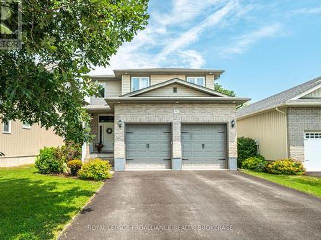 92 Windermere Boulevard, Loyalist Bath, ON, K0H 1G0 house for sale | Listing ID X13620 | Royal LePage