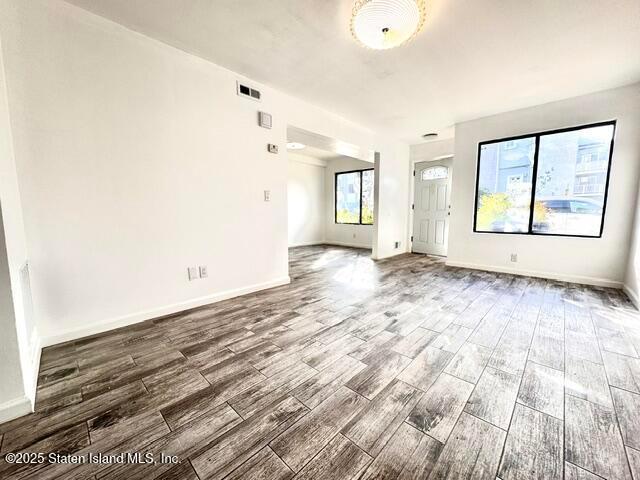 92 Wolkoff Lane