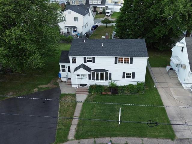 92 Anderson Avenue