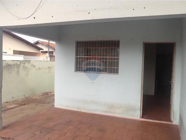 92 Área Útil Casa Alugar, 2 Dormitórios localizado em Rebouças, Lins, São Paulo, 16400764 | Brasil