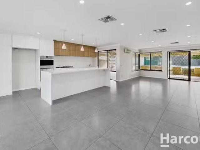 92 Balanus Way, HEATHRIDGE, WA 6027 House for Rent