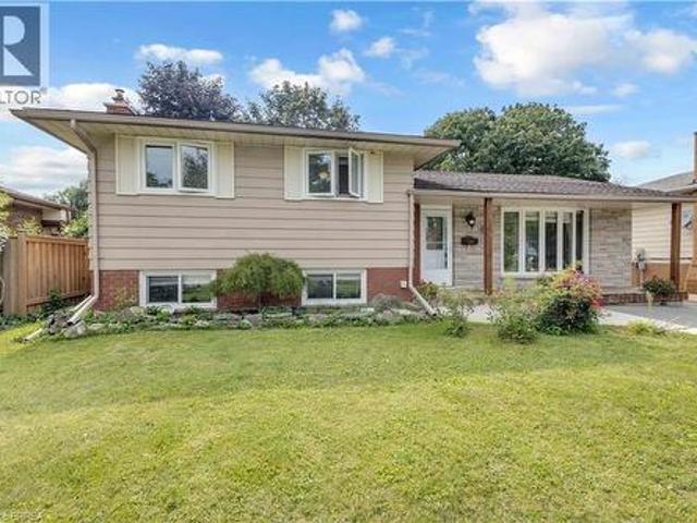 92 Brier Park Road, Brantford, ON, N3R 5T4 house for sale | Listing ID 40854 | Royal LePage