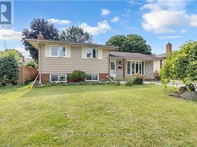 92 Brier Park Road, Brantford, ON, N3R 5T4 house for sale | Listing ID X13676 | Royal LePage