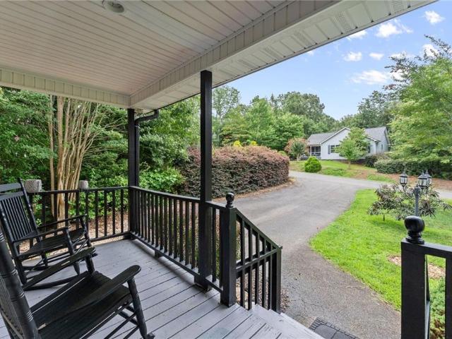 92 Cedar Springs Lane