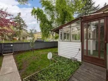 Erin Woods, Calgary, Calgary, Alberta