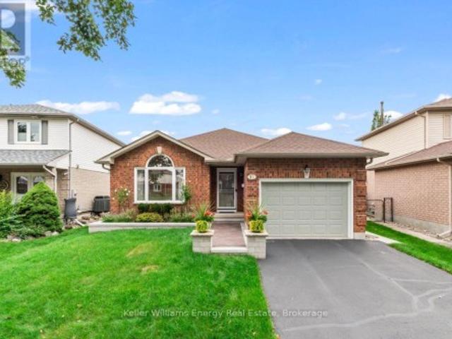 92 George Reynolds Drive, Clarington Courtice, ON, L1E 2E8 house for sale | Listing ID E13754 | Royal LePage