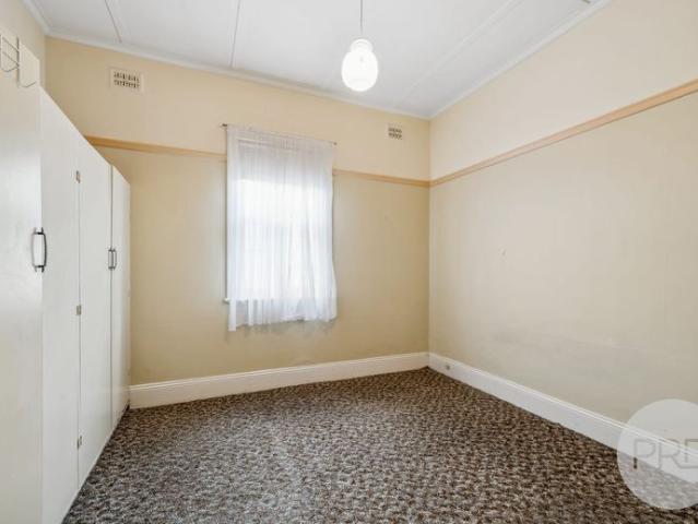 92 Gurwood Street, Wagga Wagga NSW 2650