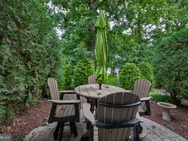 92 Hawk Valley Lane