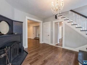 92 Highwood Avenue, Tenafly, US, NJ