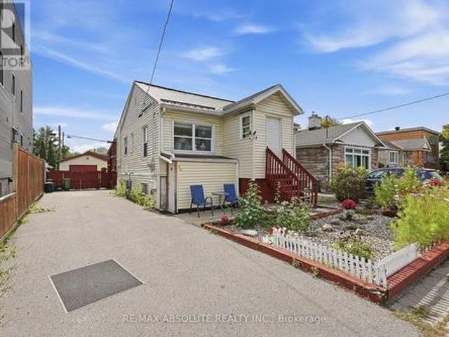 92 Jolliet Avenue, Ottawa, ON, K1L 5H2 house for sale | Listing ID X13816 | Royal LePage