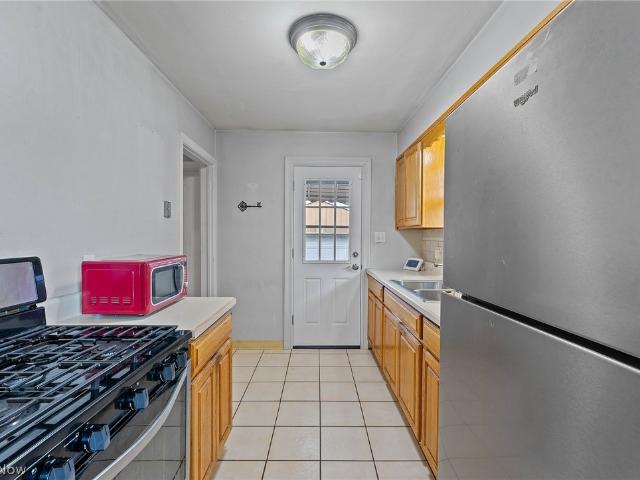92 Leighton Avenue
