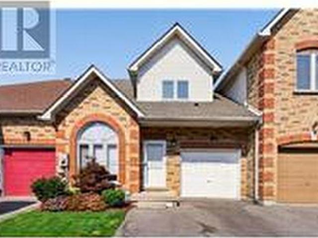92 Morrison Crescent, Grimsby, ON, L3M 5K5 house for sale | Listing ID X13680 | Royal LePage