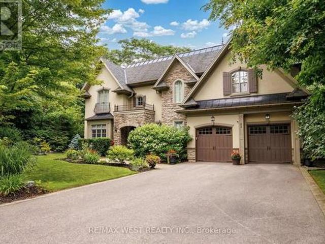 92 Pinetree Way, Mississauga, ON, L5G 2R1 house for sale | Listing ID W13548 | Royal LePage