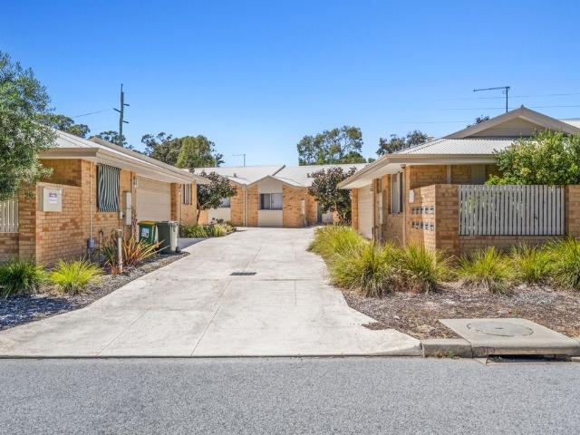 9/2 Queeda Drive, GREENFIELDS, WA 6210