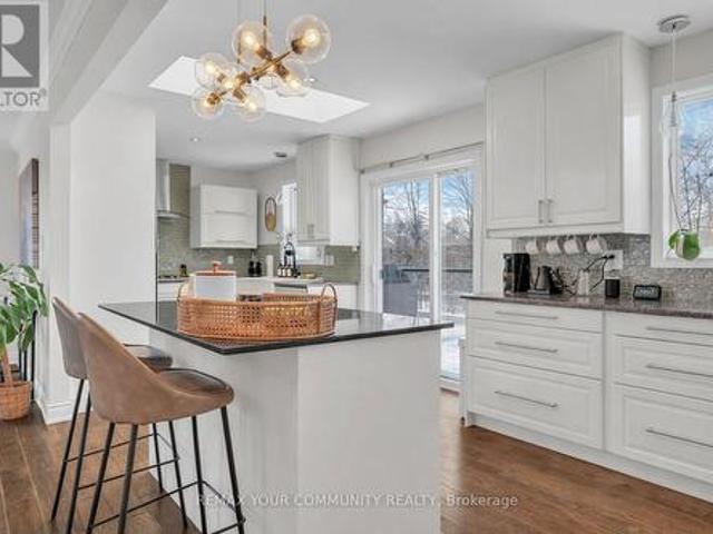 92 Sandringham Drive, Barrie, ON, L4M 7J5 house for sale | Listing ID S13601 | Royal LePage