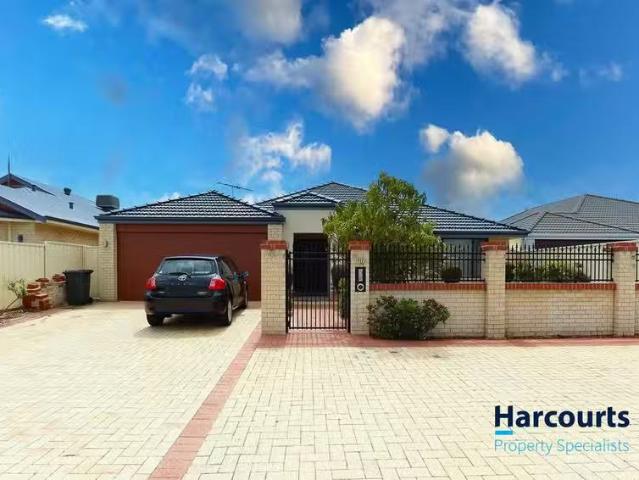 92 Sheffield Road, WATTLE GROVE, WA 6107 House for Rent