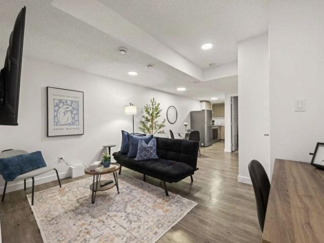 92 Street Northwest
