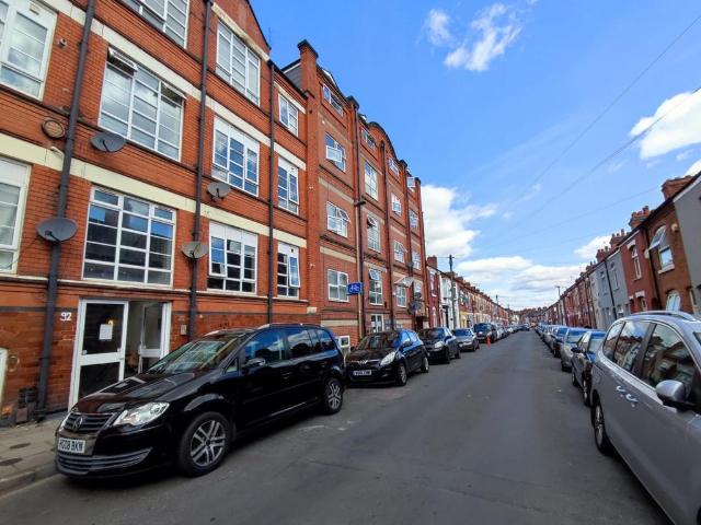 92a Asfordby Street, Leicester LE5 1 bed flat to rent £600 pcm £138 pw