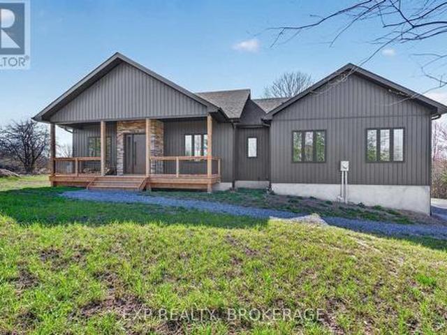 9304 Perth Road, Rideau Lakes, ON, K0G 1X0 house for sale | Listing ID X13637 | Royal LePage