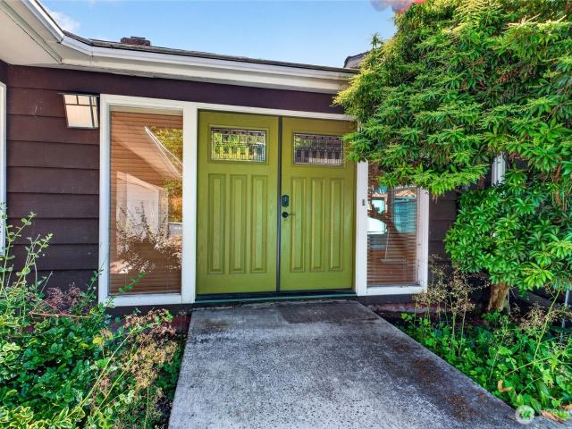 9309 Peacock Hill Avenue