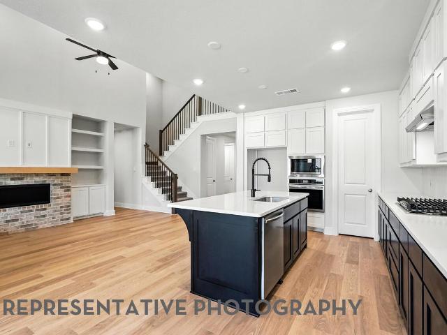 9301 Breeze Hill Dr