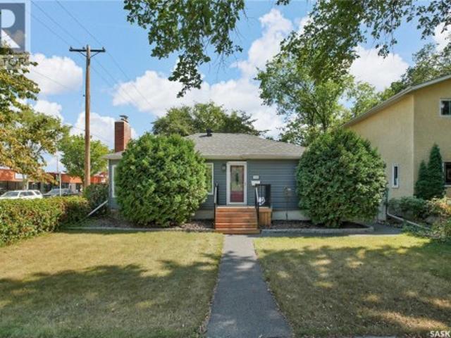 930 6Th Avenue N, Saskatoon, SK, S7K 2T4 house for sale | Listing ID SK047019 | Royal LePage