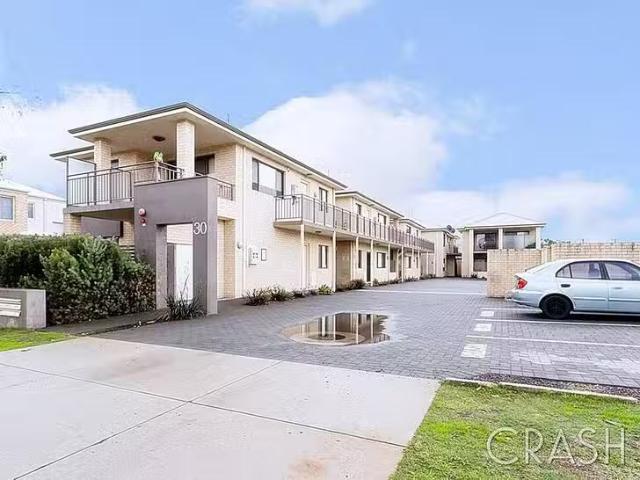 9/30 Central Terrace, Beckenham, WA 6107